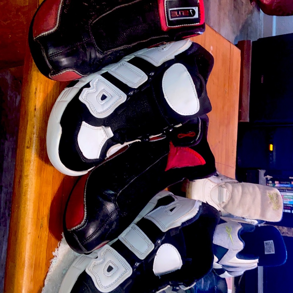 Nike shoes size 9.5